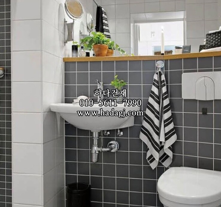 정각 모자이크타일 97x97x6T 다크그레이 무광 / 하다건재