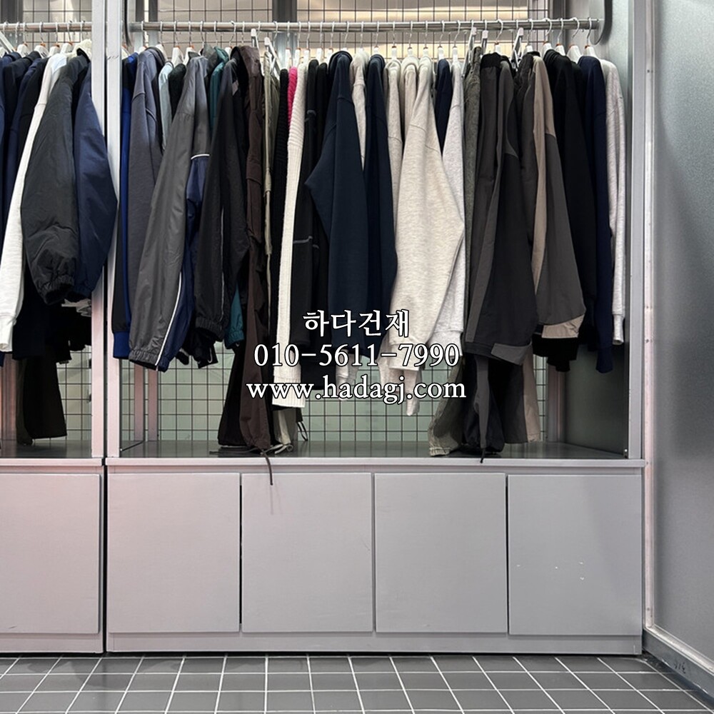 정각 모자이크타일 97x97x6T 다크그레이 무광 / 하다건재