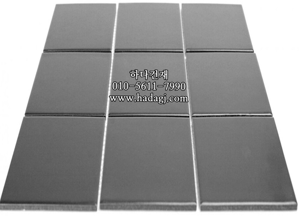 정각 모자이크타일 97x97x6T 다크그레이 무광 / 하다건재