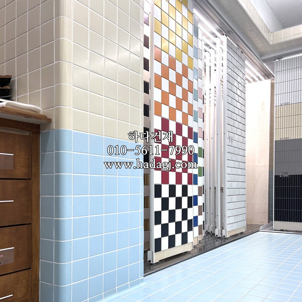 정각 모자이크타일 97x97x6T 스카이블루 무광 / 하다건재