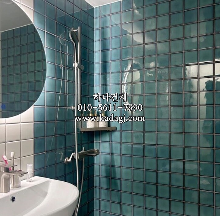 정각 모자이크타일 97x97x6T 티파니 유광 / 하다건재