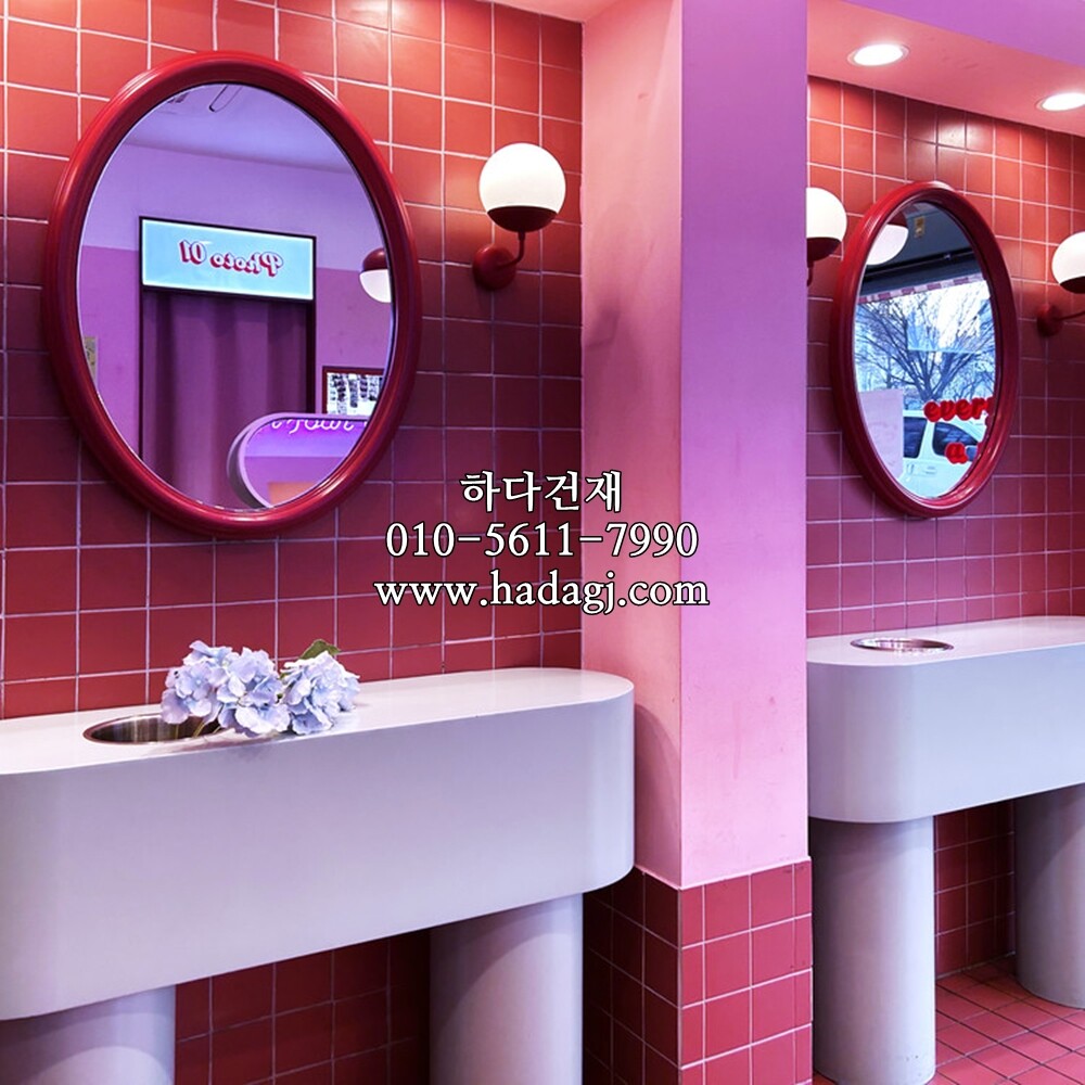 정각 모자이크타일 97x97x6T 레드 무광 / 하다건재