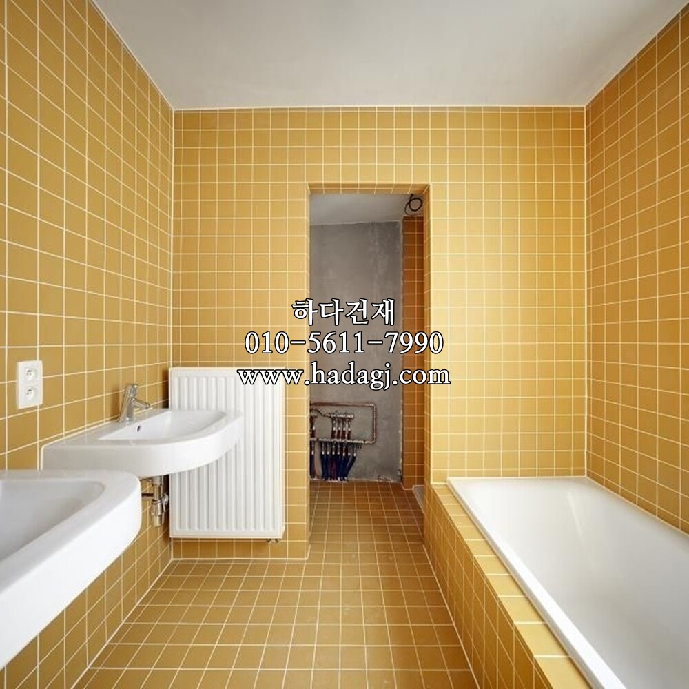 정각 모자이크타일 97x97x6T 옐로우 무광 / 하다건재