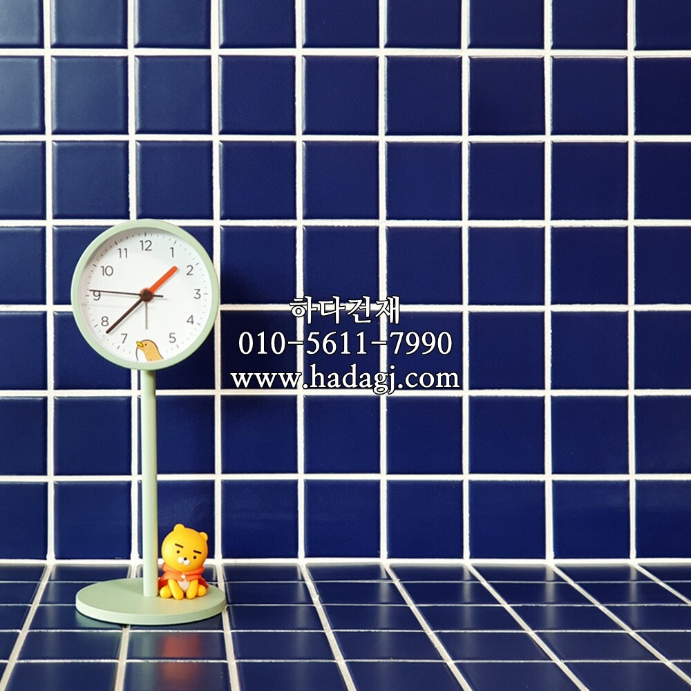 정각 모자이크타일 48x48x6T 코랄블루 무광 / 하다건재