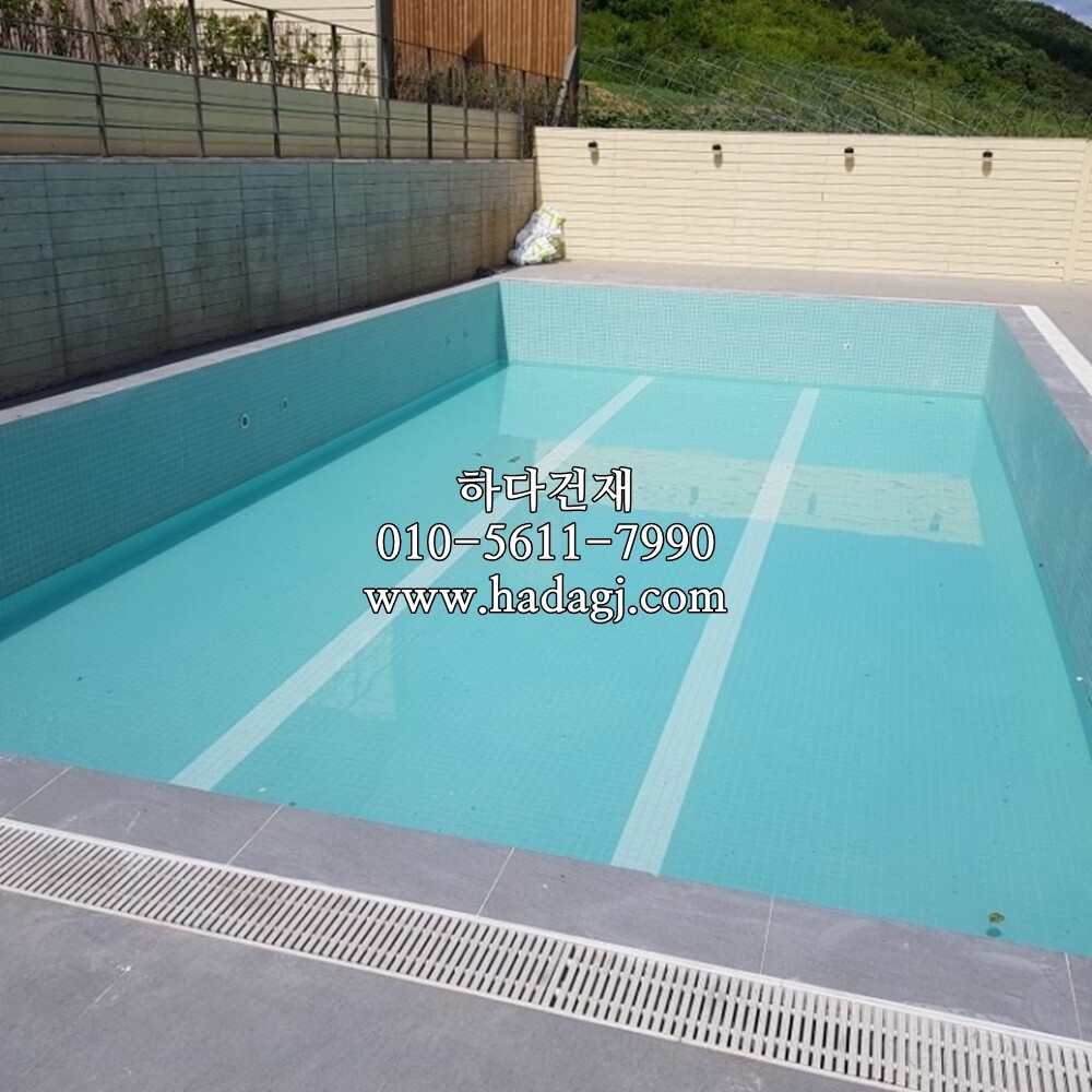 정각 모자이크타일 48x48x6T 민트 무광 / 하다건재