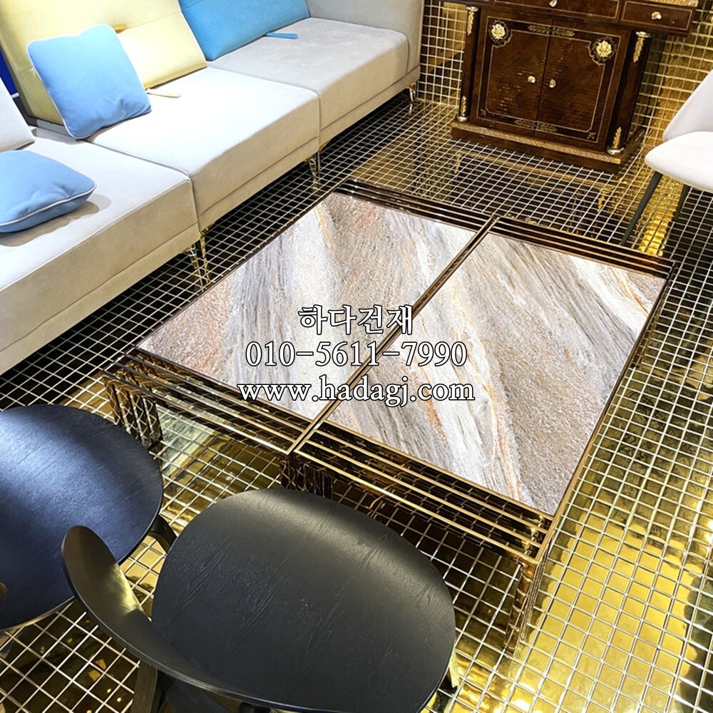 정각 모자이크타일 48x48x6T 골드 유광 / 하다건재