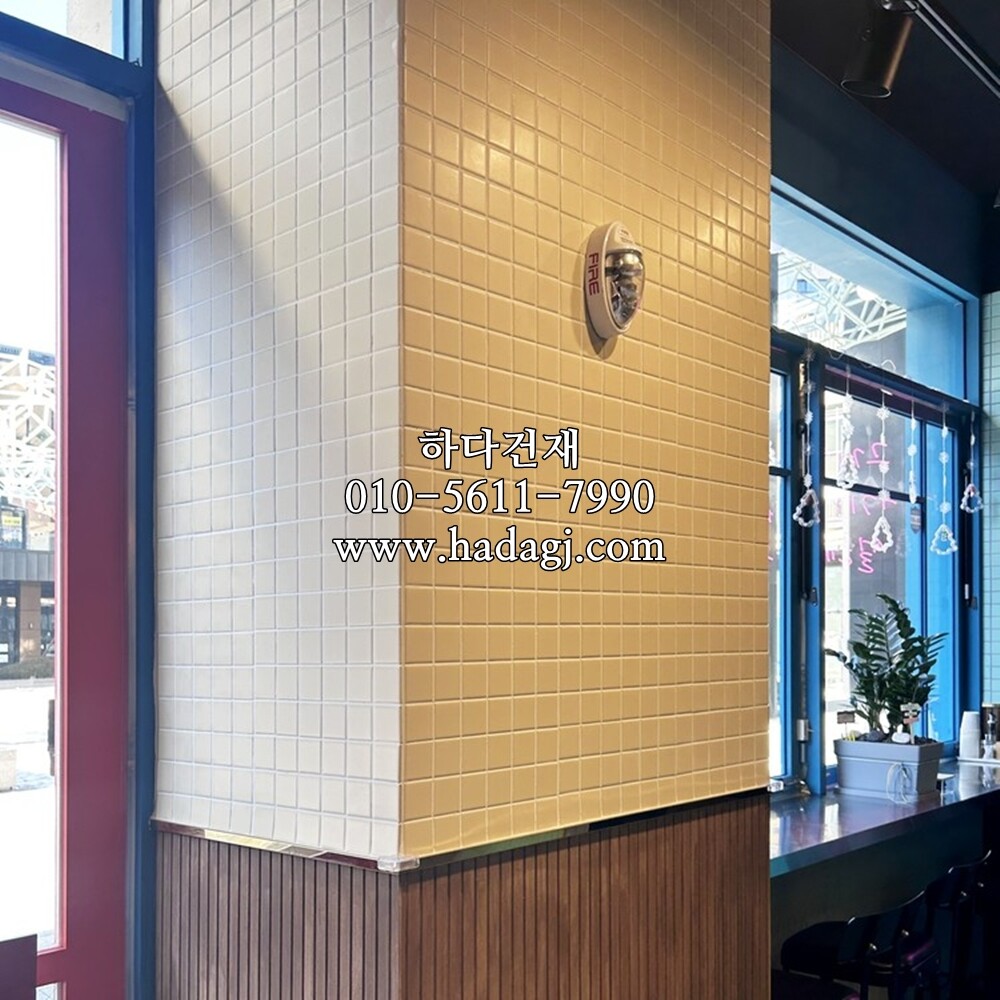 정각 모자이크타일 48x48x6T 아이보리 무광 / 하다건재