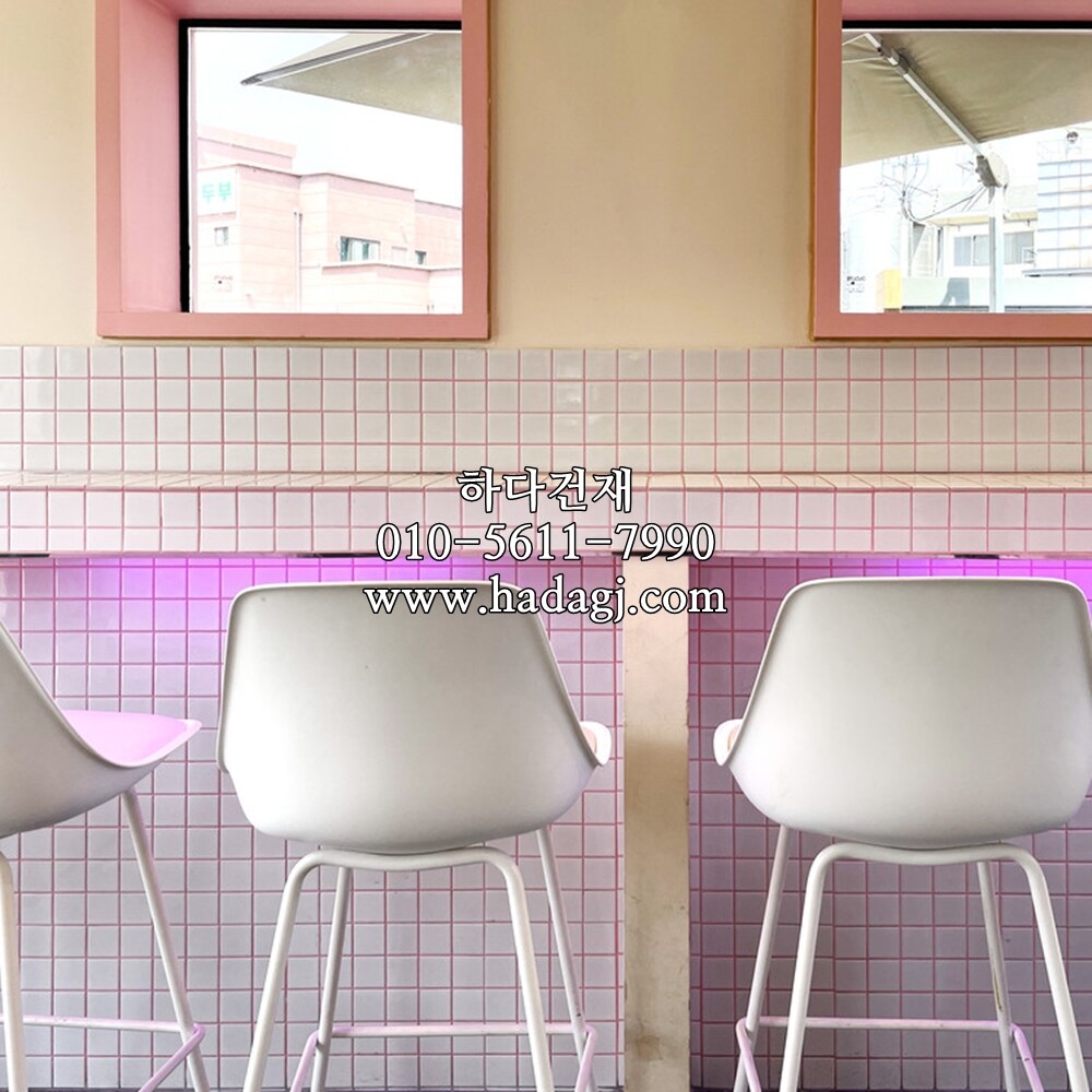 정각 모자이크타일 48x48x6T 화이트 무광 / 하다건재