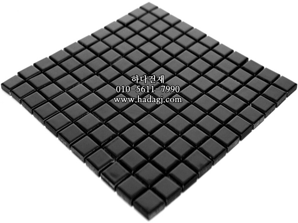 정각 모자이크타일 25x25x6T 블랙 유광 / 하다건재