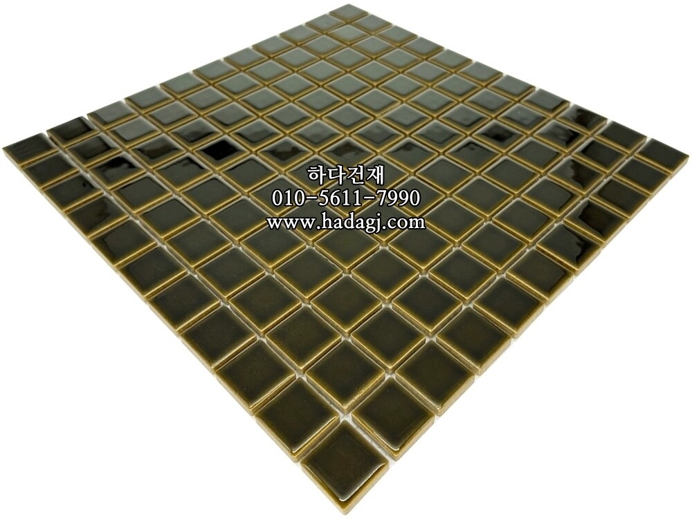 정각 모자이크타일 25x25x6T 올리브 유광 / 하다건재