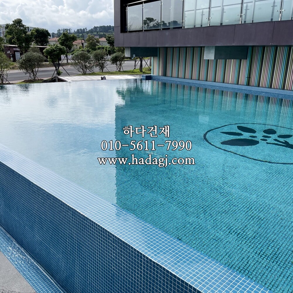 정각 모자이크타일 25x25x6T 티파니 유광 / 하다건재