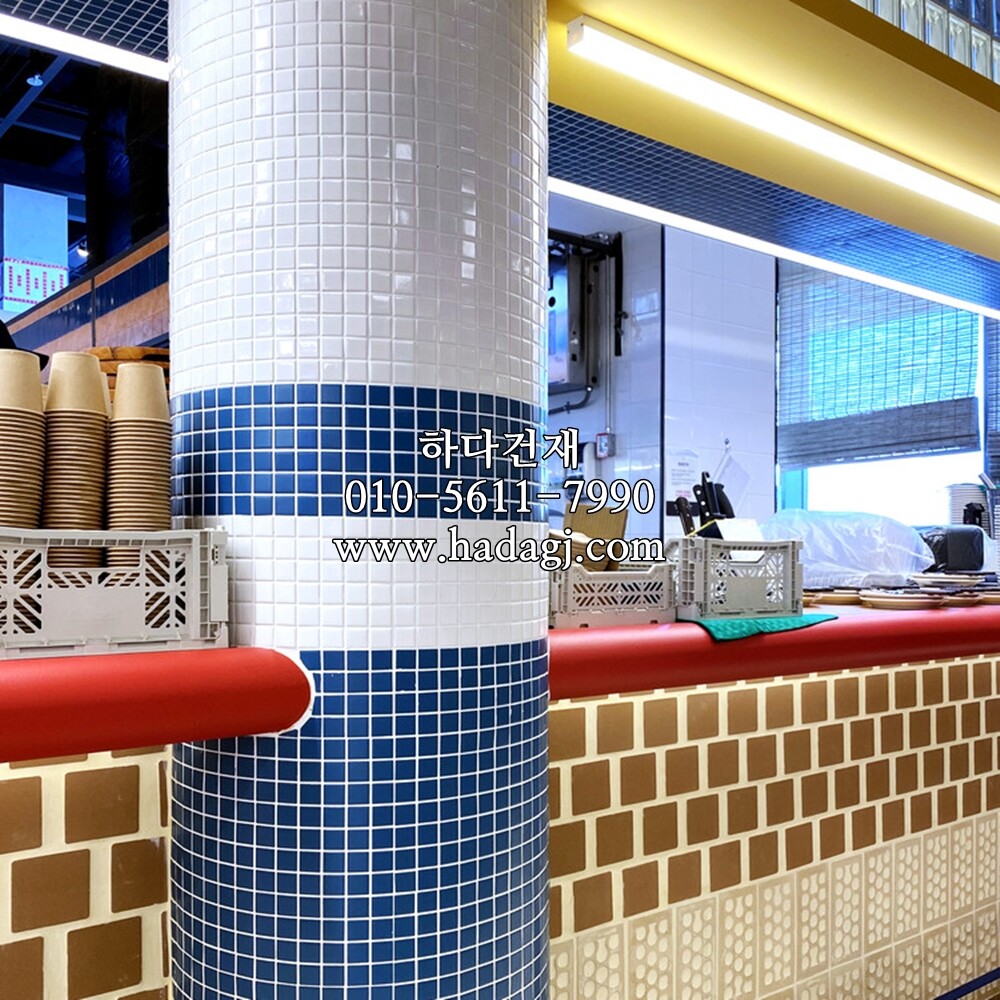 정각 모자이크타일 25x25x6T 아쿠아 무광 / 하다건재