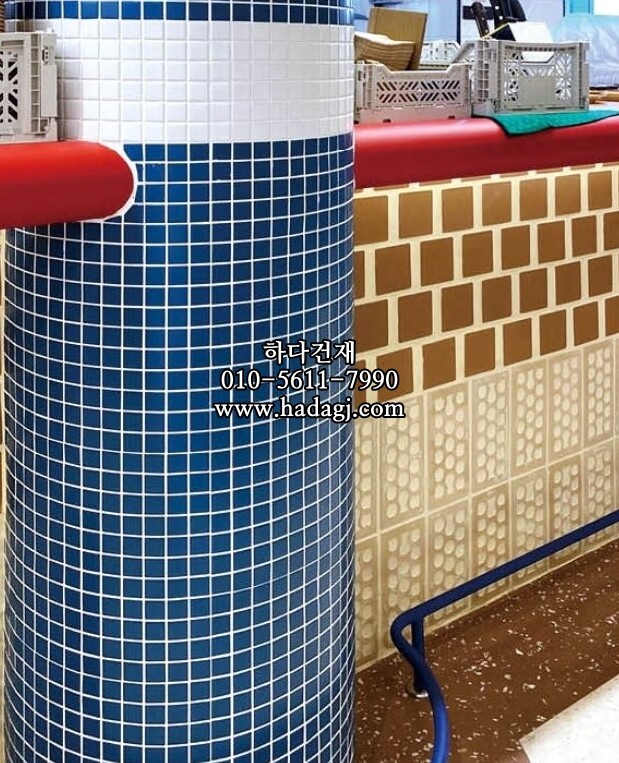 정각 모자이크타일 25x25x6T 아쿠아 무광 / 하다건재