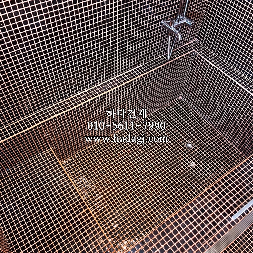 정각 모자이크타일 25x25x6T 초콜릿 유광 / 하다건재