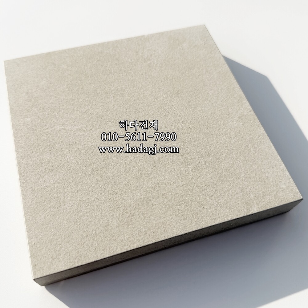 세라믹데크 엔조 600x600x20T 샌드 ENZO 페데스탈타일 / 하다건재