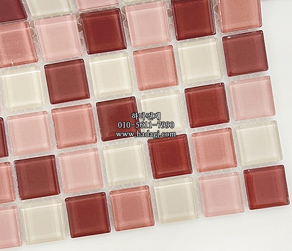 유리 모자이크타일 23x23x4T 핑크믹스 유광 / 하다건재