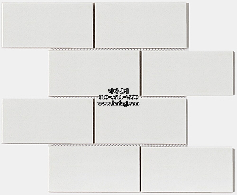헤링본 직사각 모자이크타일 68x136x7T 화이트 무광 자기질타일 / 하다건재