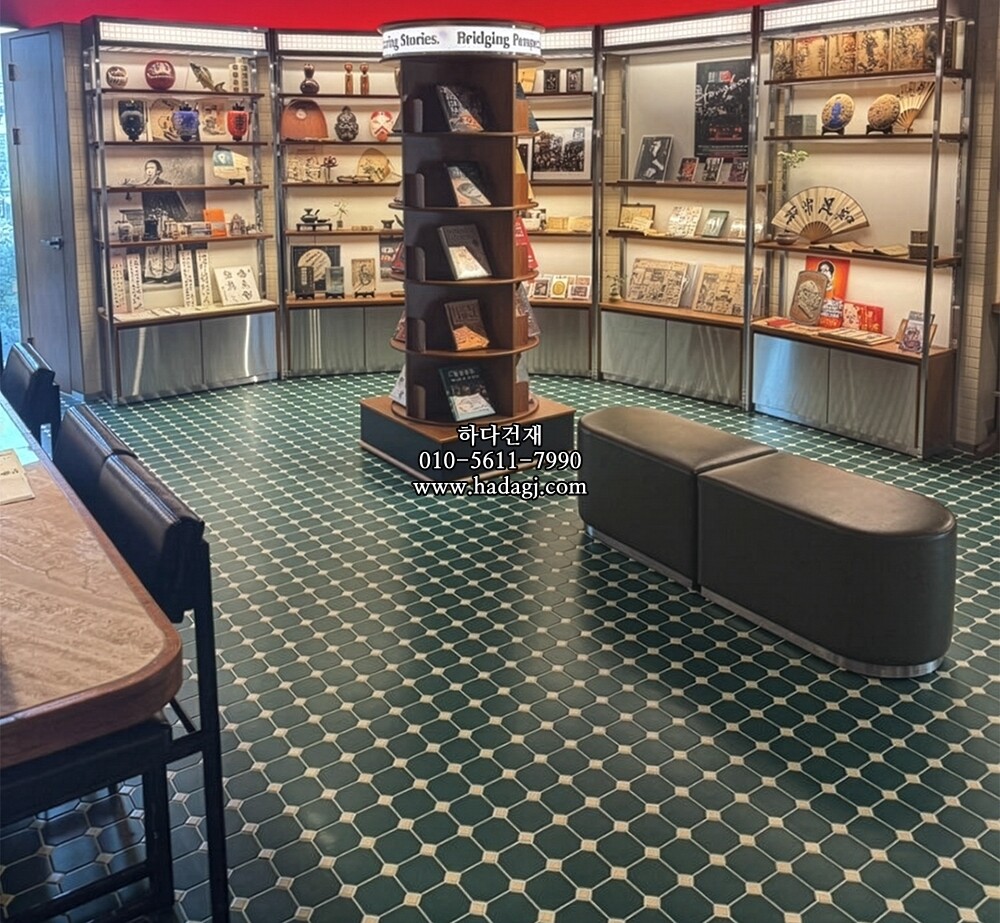 팔각 모자이크타일 95x95x6T 그린 골드 유광 자기질타일 / 하다건재