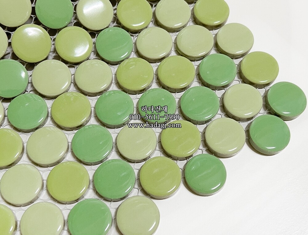 원형 모자이크타일 19x19x6T 그린믹스 유광 자기질타일 / 하다건재