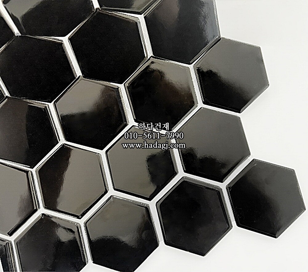 육각 모자이크타일 51x59x5T 블랙 유광 헥사곤 자기질타일 / 하다건재
