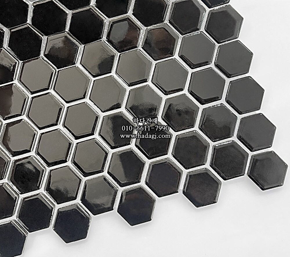 육각 모자이크타일 23x26x5T 블랙 유광 헥사곤 자기질타일 / 하다건재