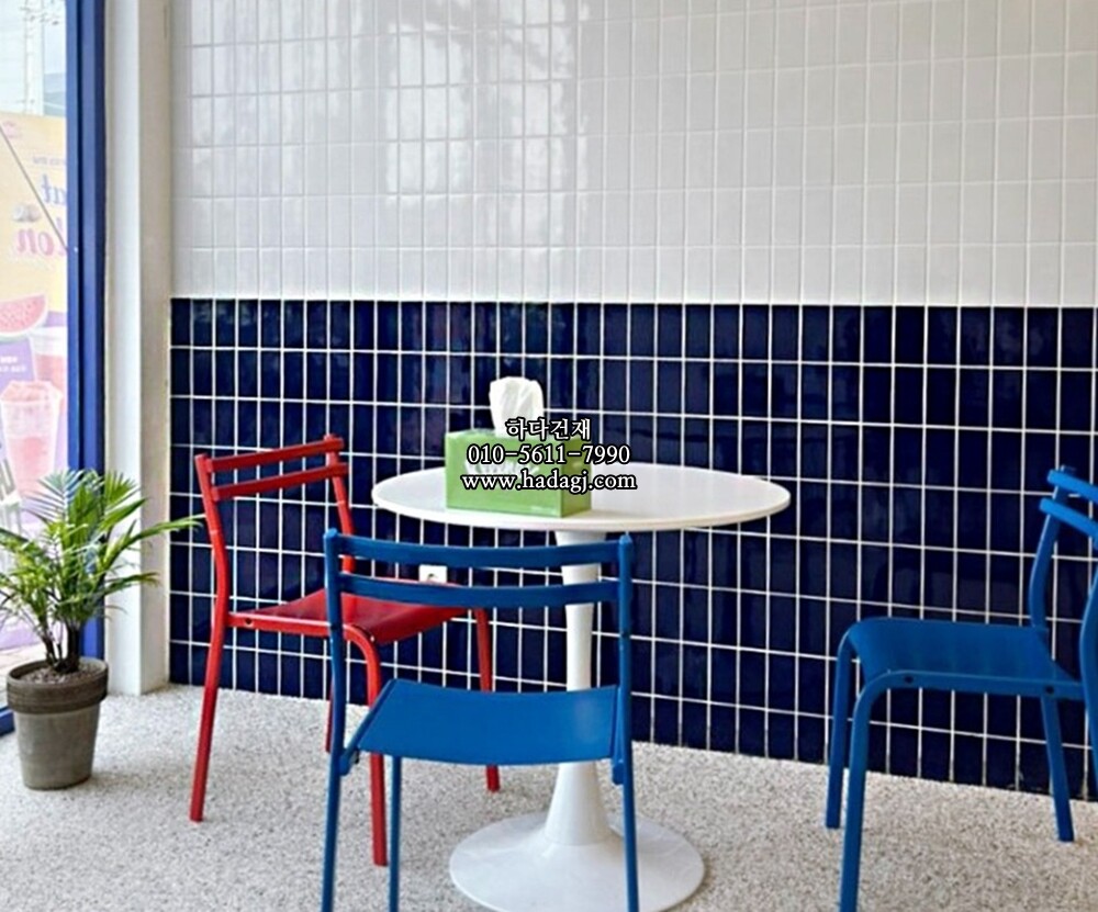 직사각 모자이크타일 68x136x7T 퍼플 유광 자기질타일 / 하다건재