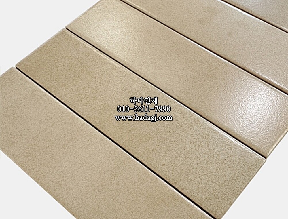 자기질타일 60x240x9T VR베이지 무광 세라믹타일 / 하다건재