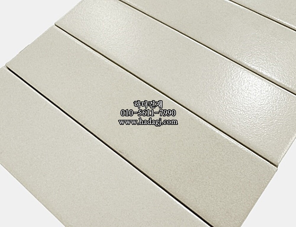 자기질타일 60x240x9T VR화이트 무광 세라믹타일 / 하다건재