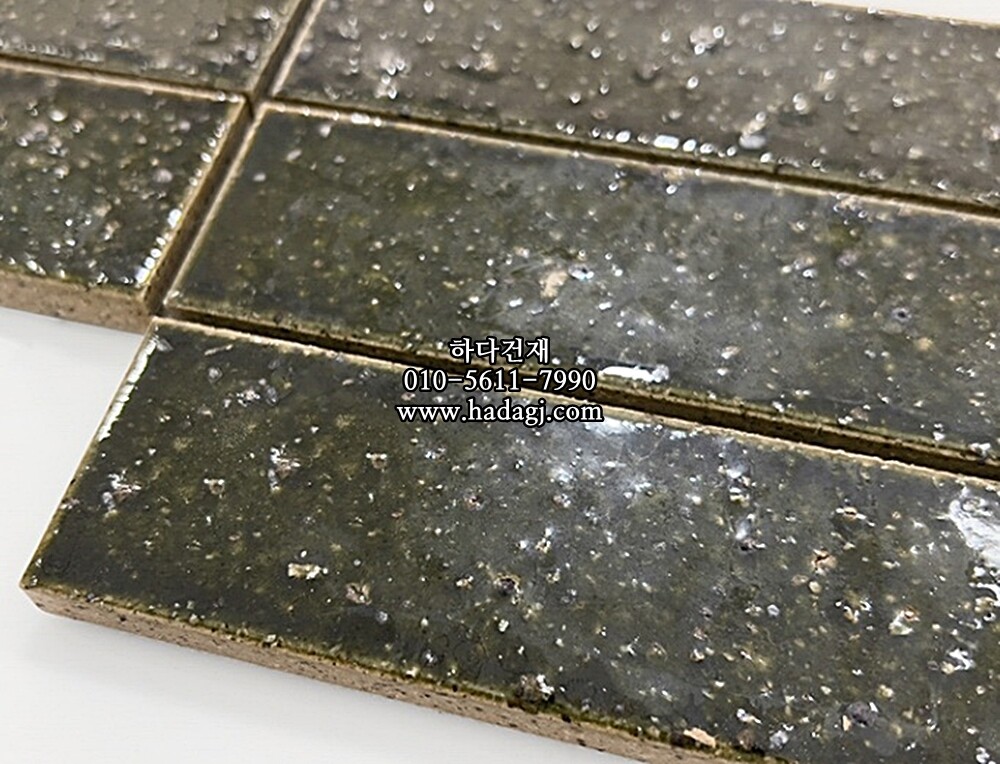 직사각 모자이크타일 47x203x10T 그린 오리베 유광 자기질타일 HATSU / 하다건재