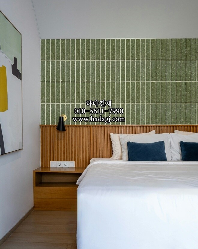 직사각 모자이크타일 47x203x10T 라이트그린 유광 자기질타일 HATSU / 하다건재