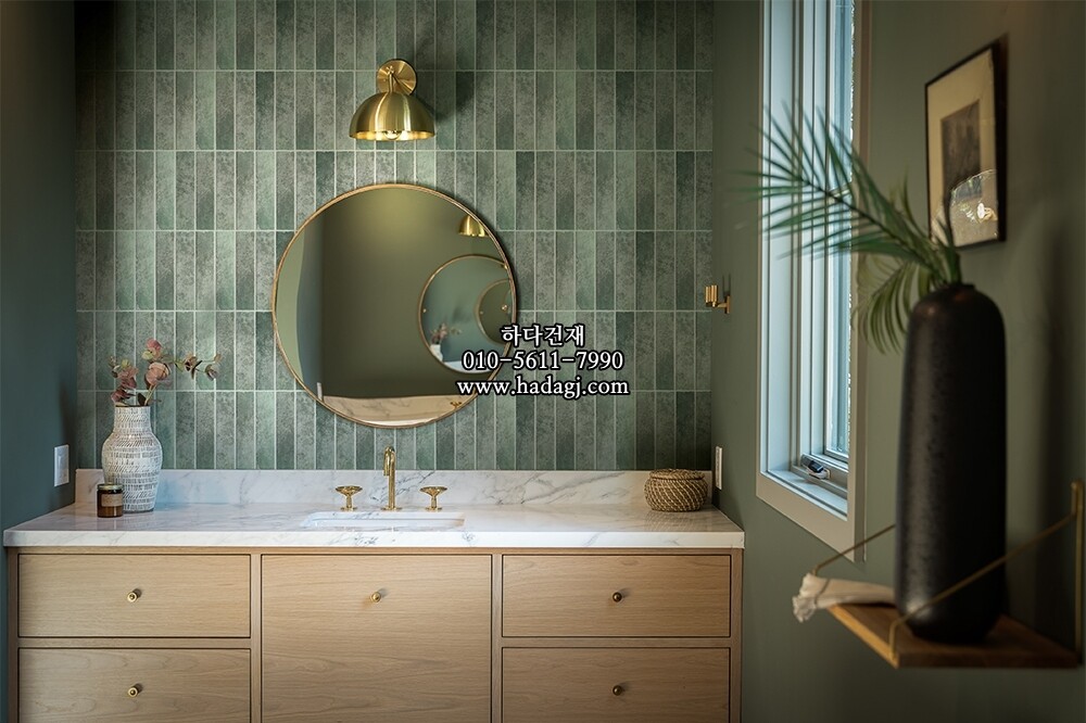 직사각 올드타운 모자이크타일 48x195x8T 그린 무광 자기질타일 / 하다건재