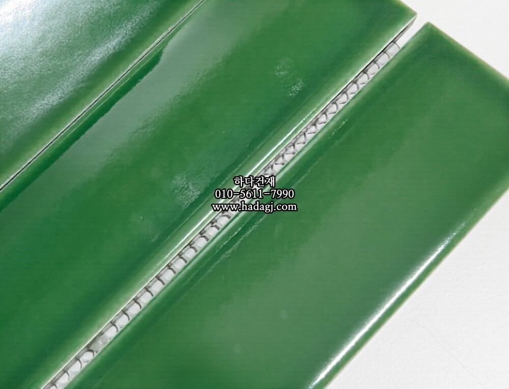 직사각 모자이크타일 45x195x7T 포레스트그린 유광 자기질타일 / 하다건재