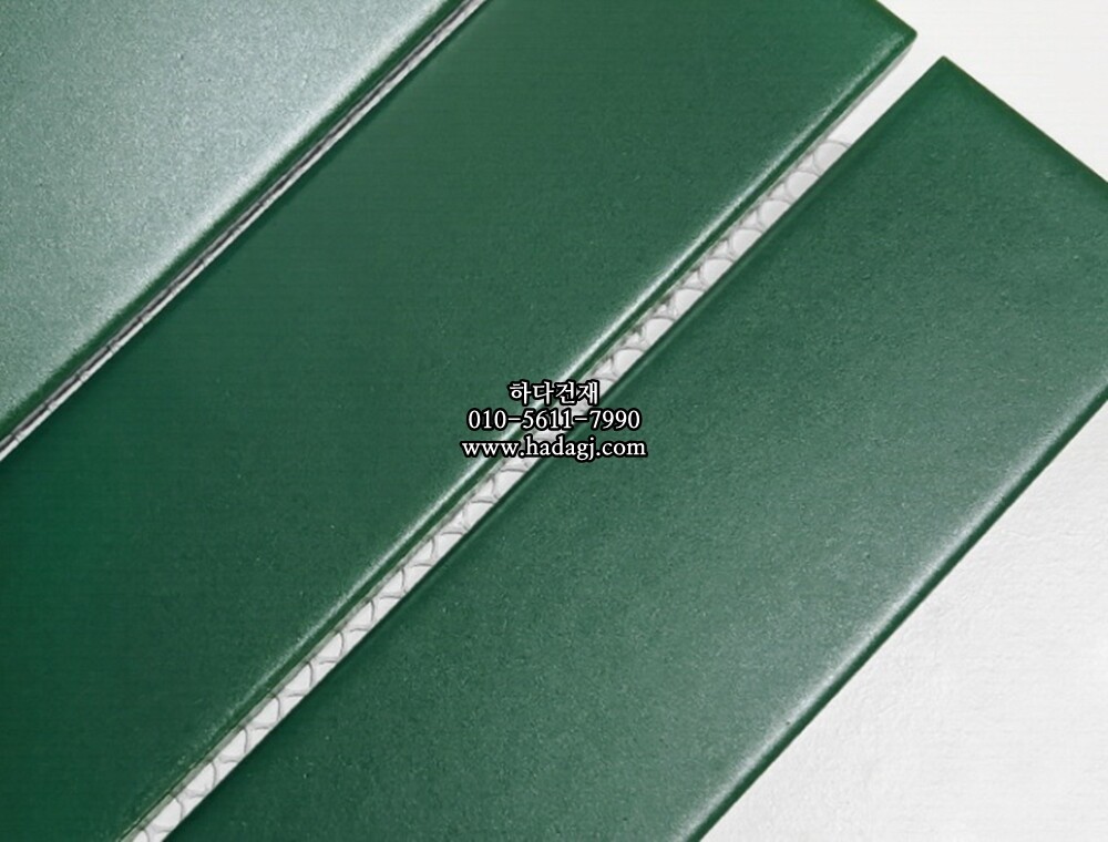 직사각 모자이크타일 45x195x7T 그린 무광 자기질타일 / 하다건재