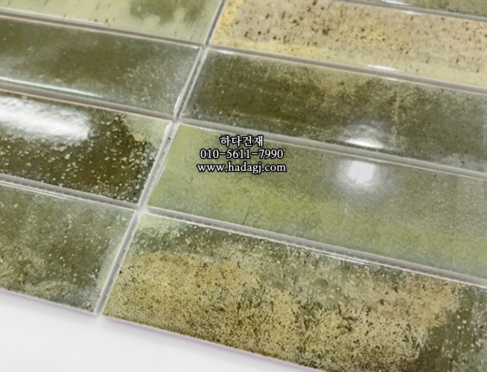 직사각 모자이크타일 45x145x7T 스웜프 올리브그린 유광 자기질타일 SWAMP / 하다건재