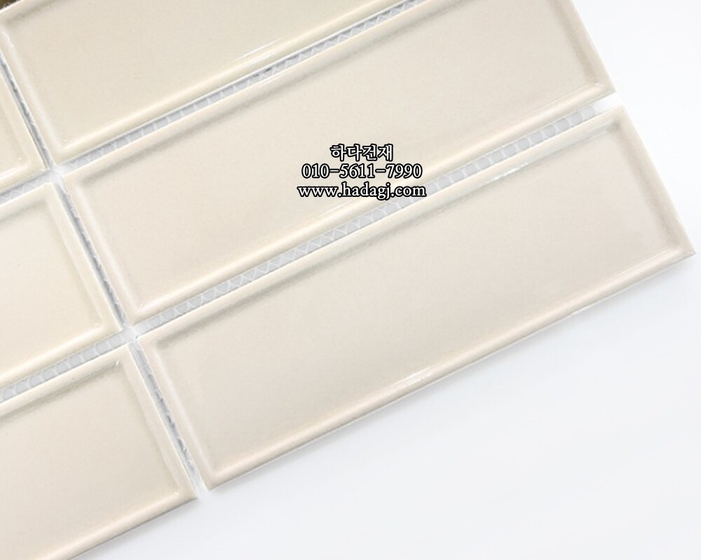 직사각 모자이크타일 45x145x7T 베이지 유광 자기질타일 BO145 / 하다건재