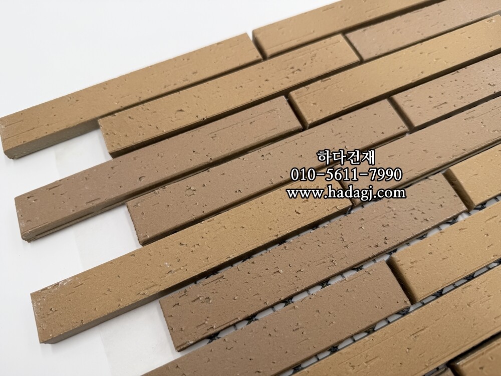 아이코트료와 코러스타일 203 / 하다건재 일본타일 아이콧료와 ICOTRYOWA