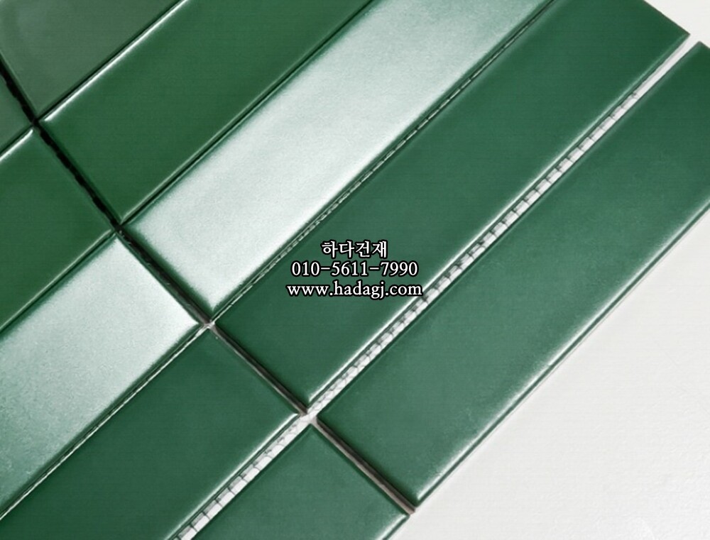 직사각 모자이크타일 32x145x7T 그린 무광 자기질타일 / 하다건재