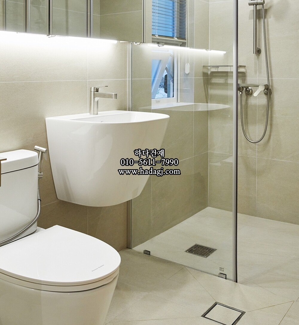 자기질타일 600x600 베이지 무광 60F426 / 하다건재