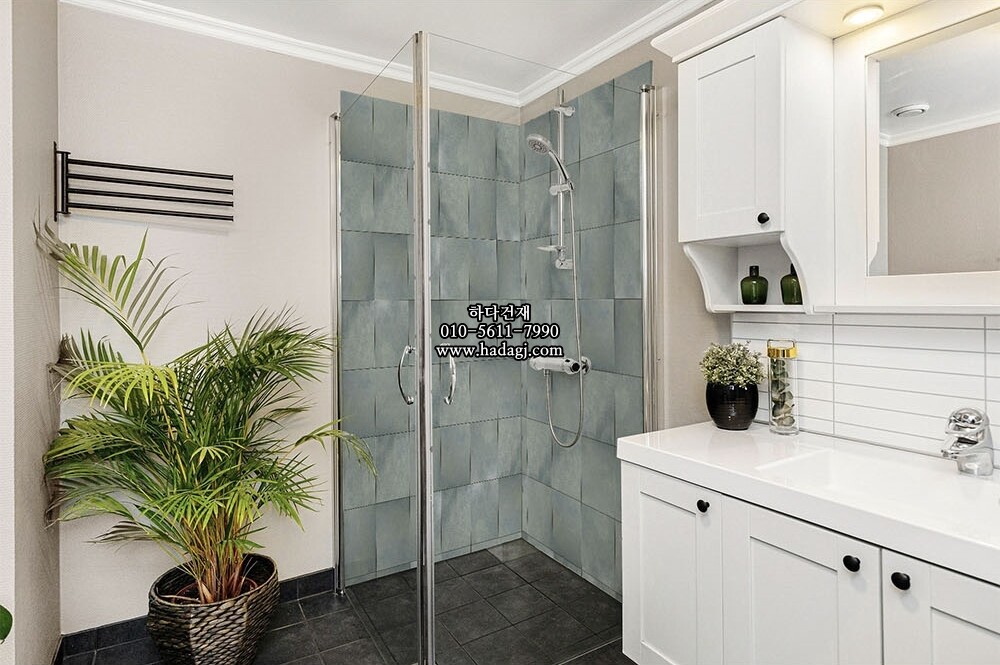 자기질타일 200x200x9T 블루 무광 정사각 / 하다건재