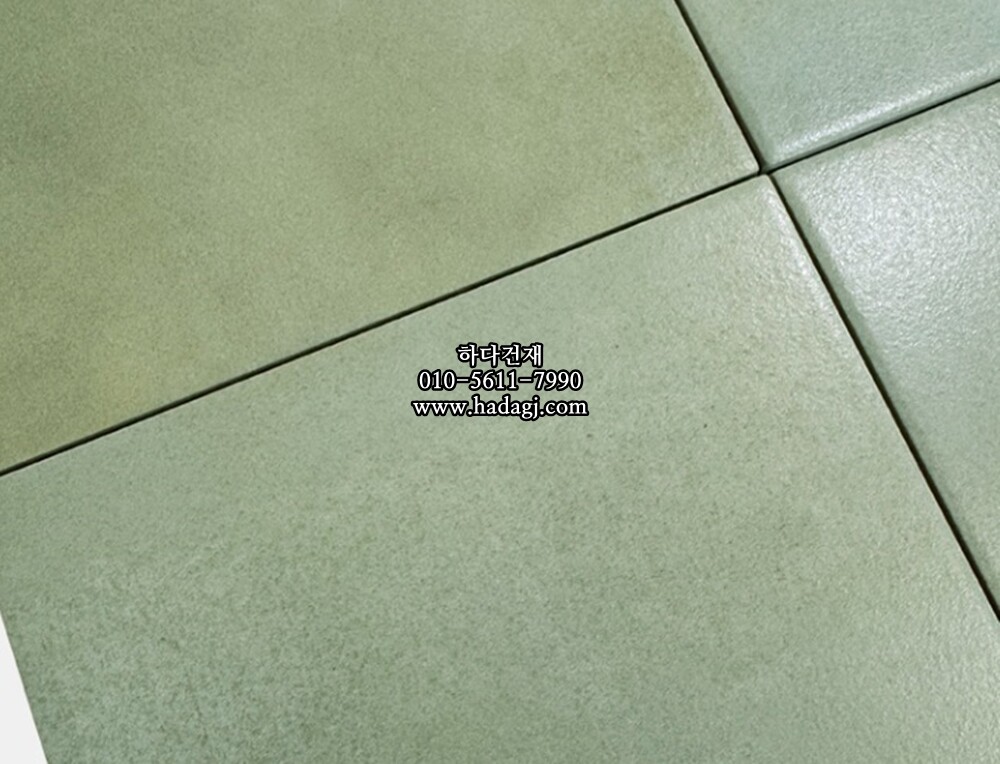 자기질타일 200x200x9T 올리브그린 무광 정사각 / 하다건재