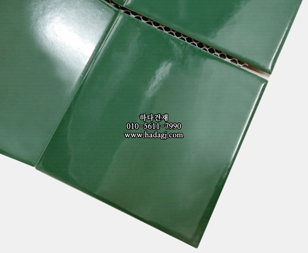 정사각 모자이크타일 97x97x6T 그린 유광 자기질타일 / 하다건재