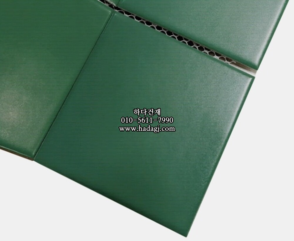 정사각 모자이크타일 97x97x6T 그린 무광 자기질타일 / 하다건재