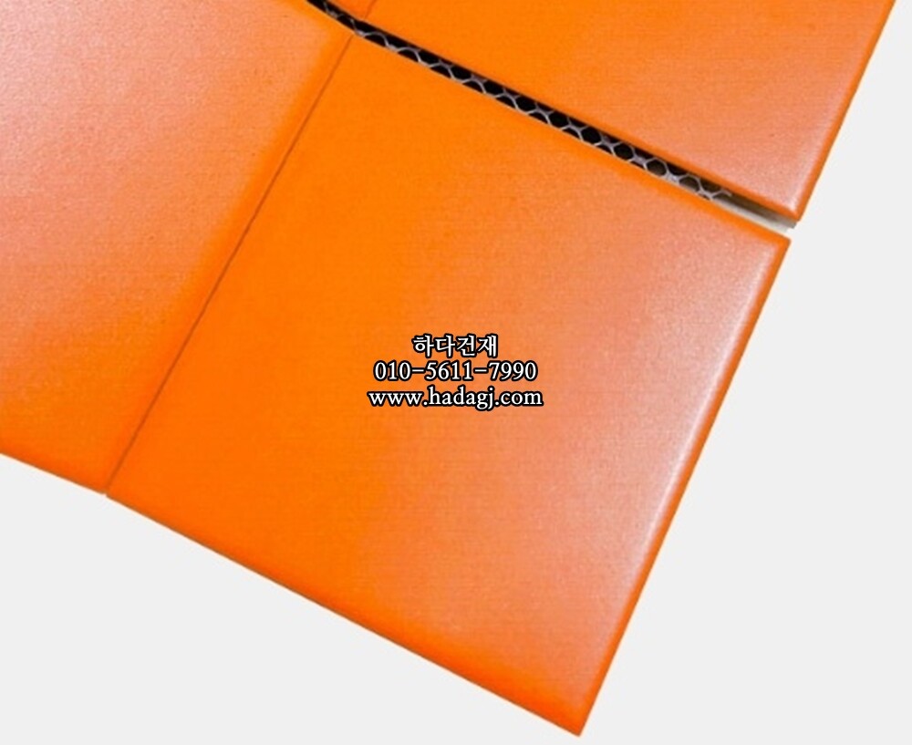 정사각 모자이크타일 97x97x6T 오렌지 무광 자기질타일 / 하다건재