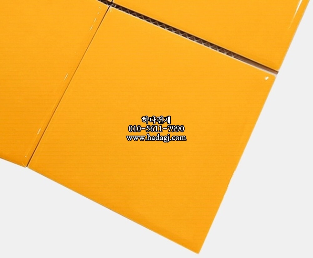 정사각 모자이크타일 97x97x6T 망고 옐로우 유광 자기질타일 / 하다건재