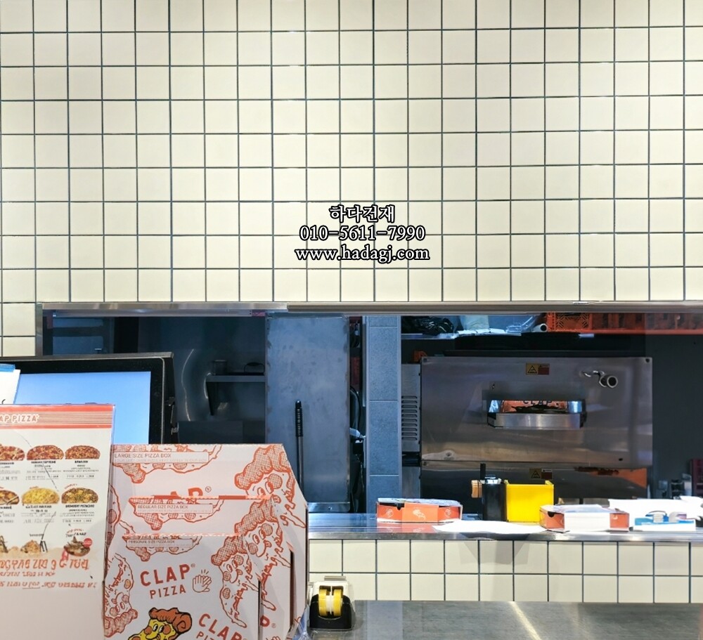 정사각 모자이크타일 97x97x6T 아이보리 무광 자기질타일 / 하다건재