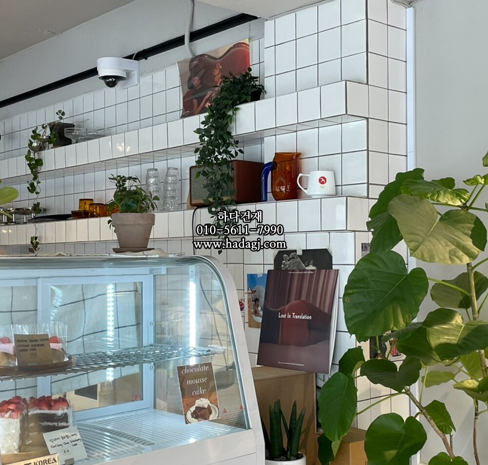 정사각 모자이크타일 97x97x6T 화이트 유광 자기질타일 / 하다건재