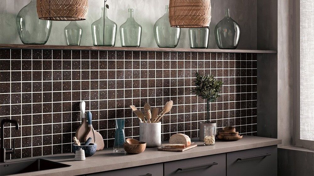 정사각 모자이크타일 96x96x10T 하츠 모카버건디 유광 자기질타일 HATSU / 하다건재