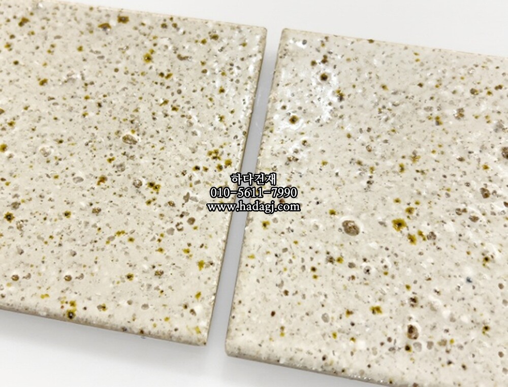 정사각 모자이크타일 96x96x10T 하츠 화이트 유광 자기질타일 HATSU / 하다건재