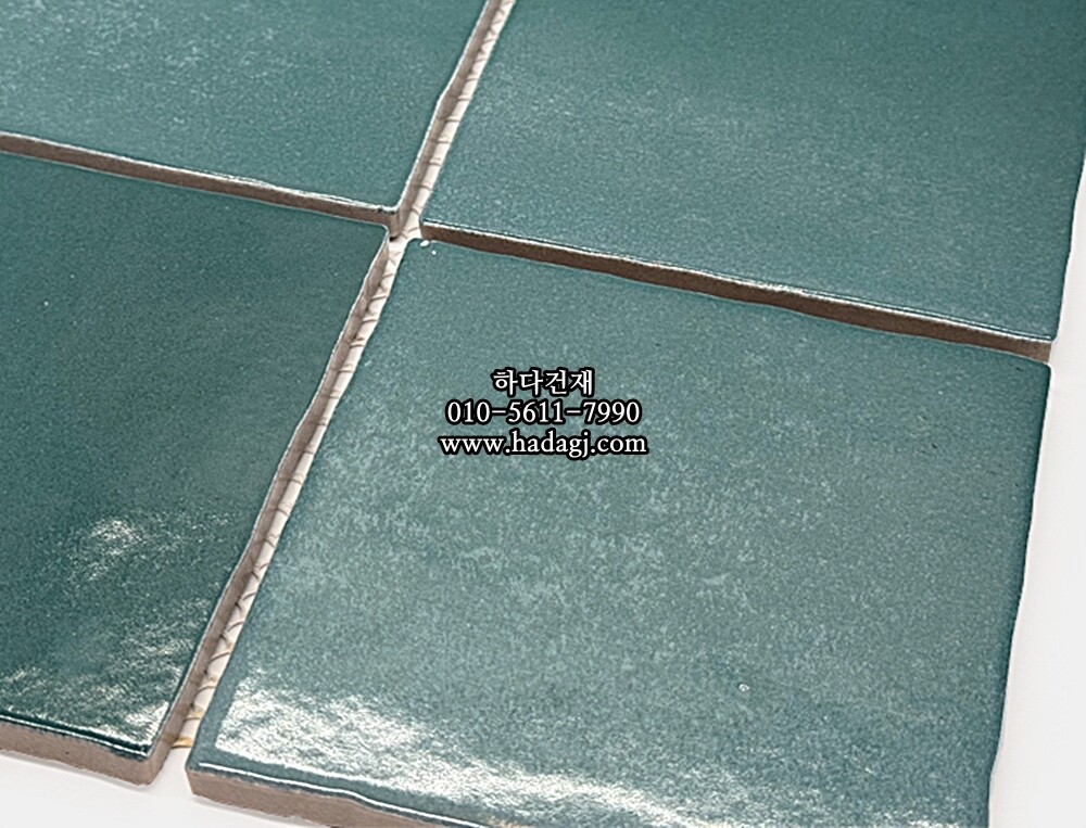 정사각 모자이크타일 95x95x8T 젤라또 소다 유광 자기질타일 / 하다건재