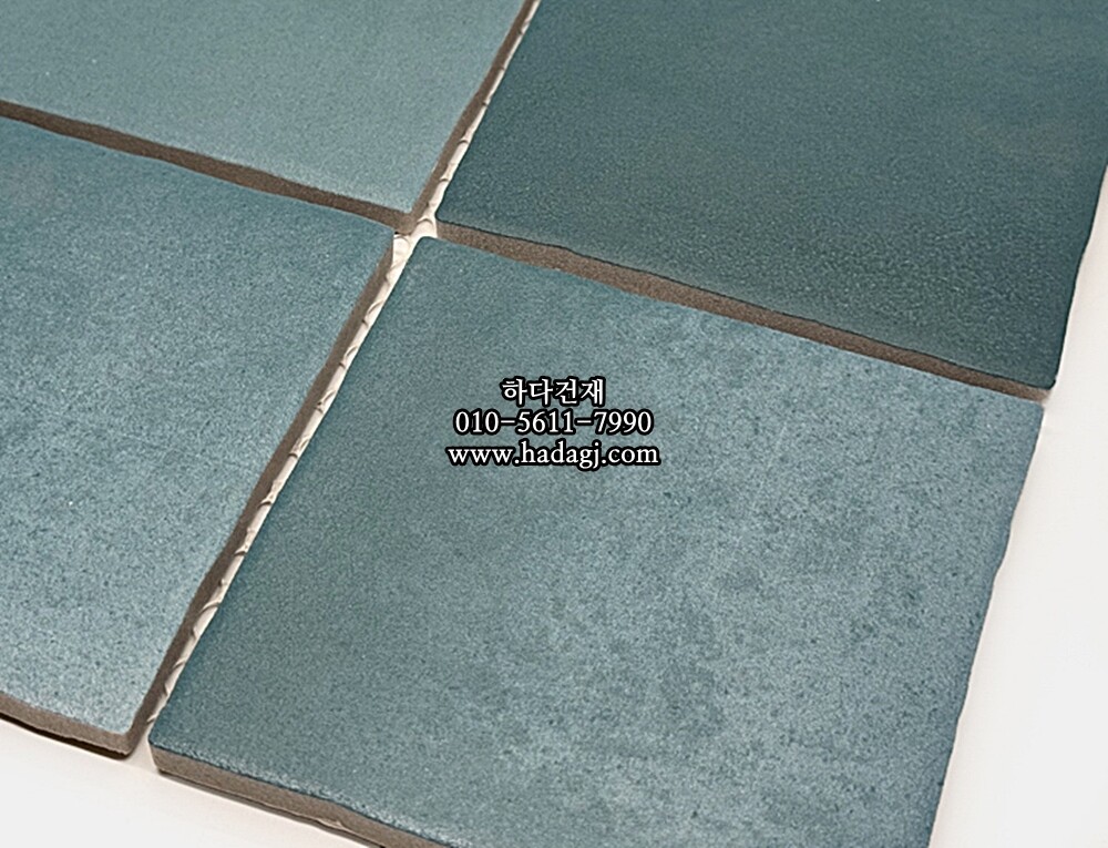 정사각 모자이크타일 95x95x8T 젤라또 소다 무광 자기질타일 / 하다건재